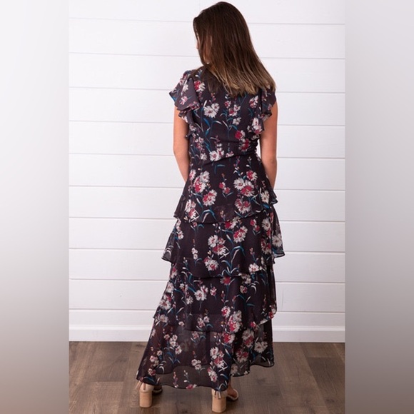 Willow & Clay Delilah Maxi Floral Hook and Eye Ruffle Dress Womens Size Large - Picture 9 of 9